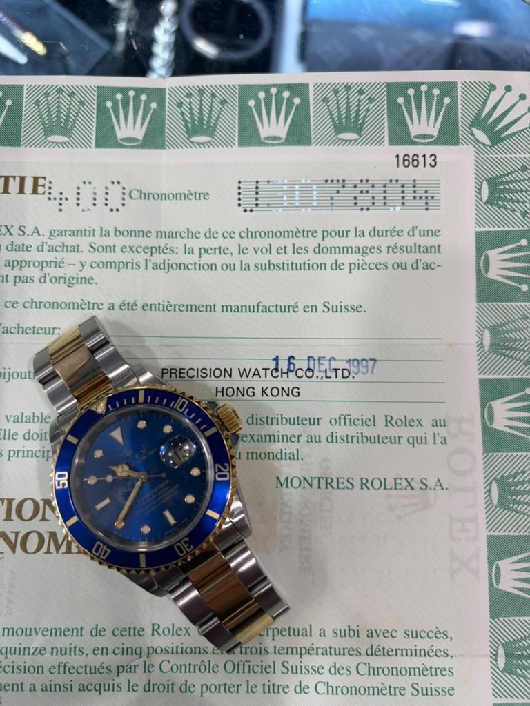 Rolex Submariner Date 16613 view 2