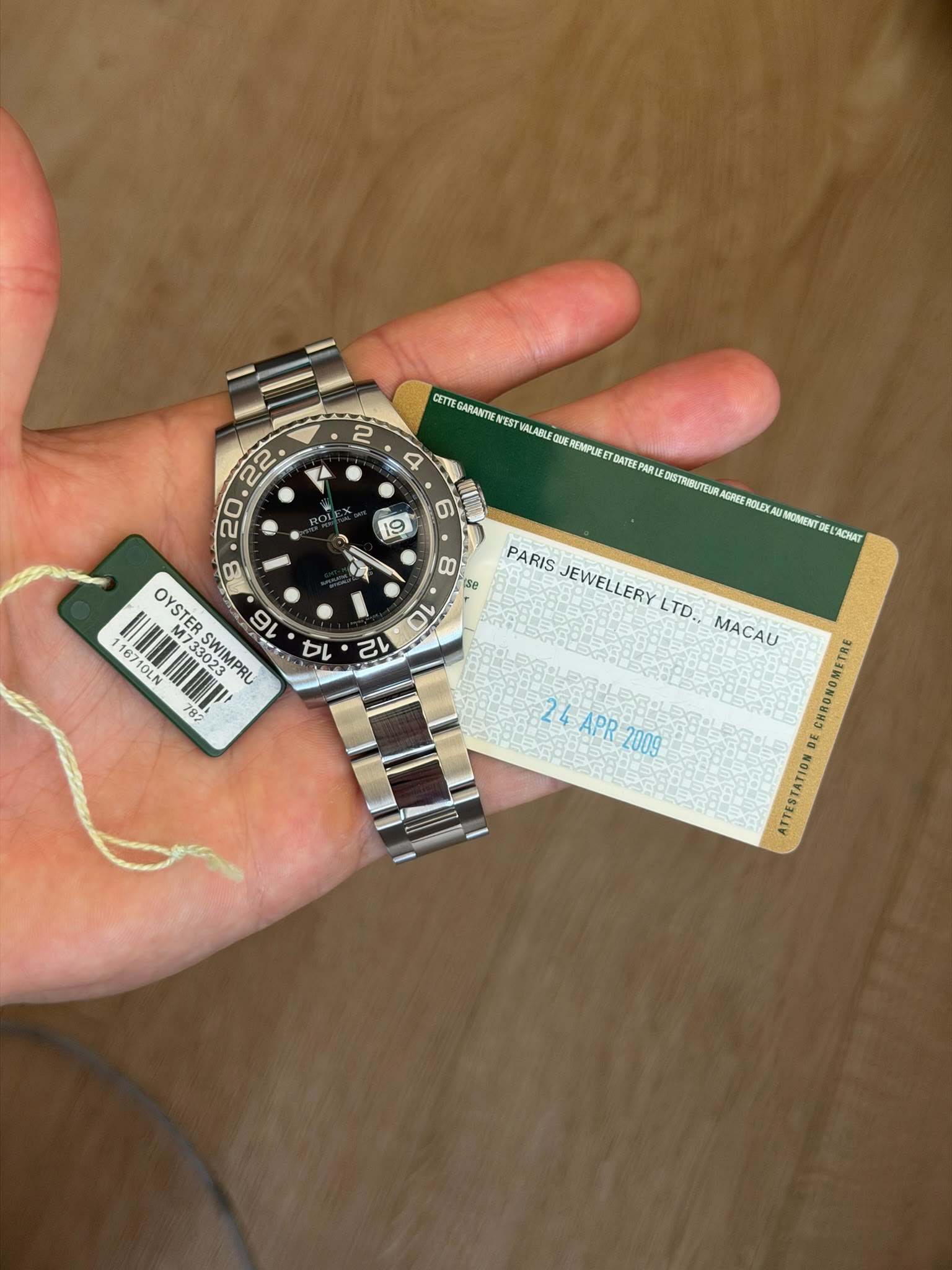 Rolex GMT-Master II 116710LN view 2