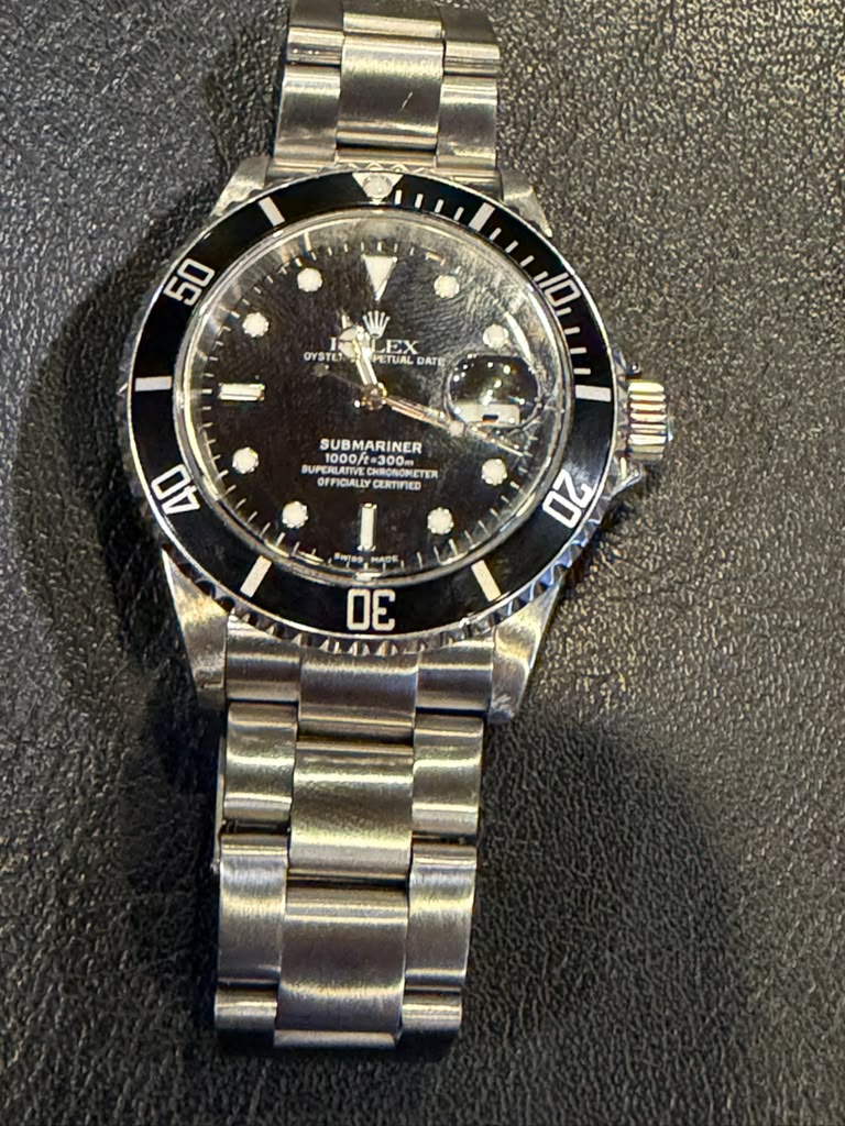 Rolex Submariner Date 16610 view 6