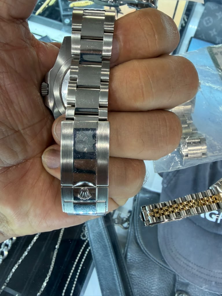 Rolex GMT-Master II 116710 view 3