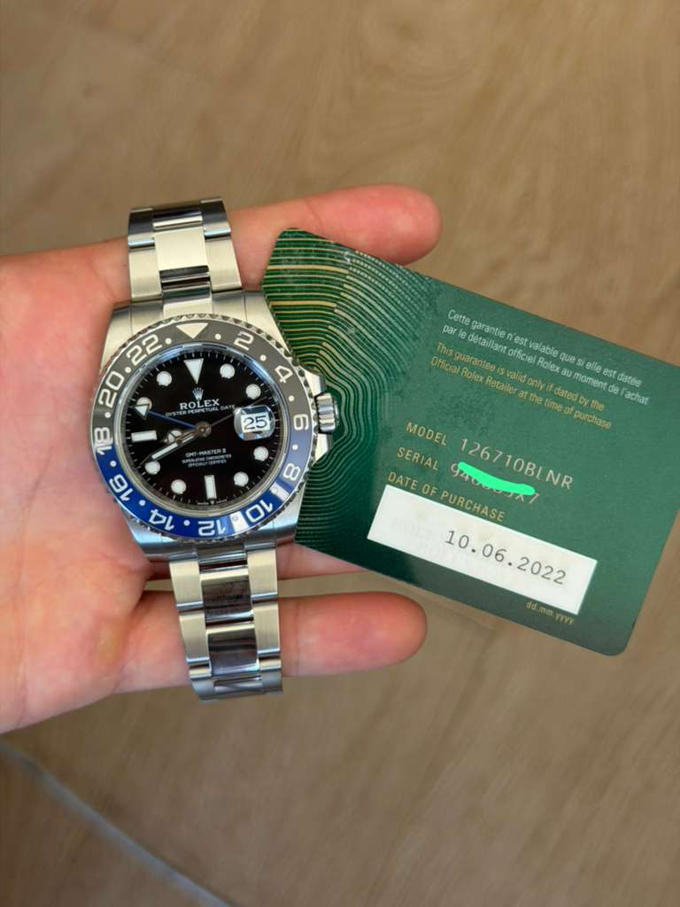 Rolex GMT-Master II 126710BLNR view 2