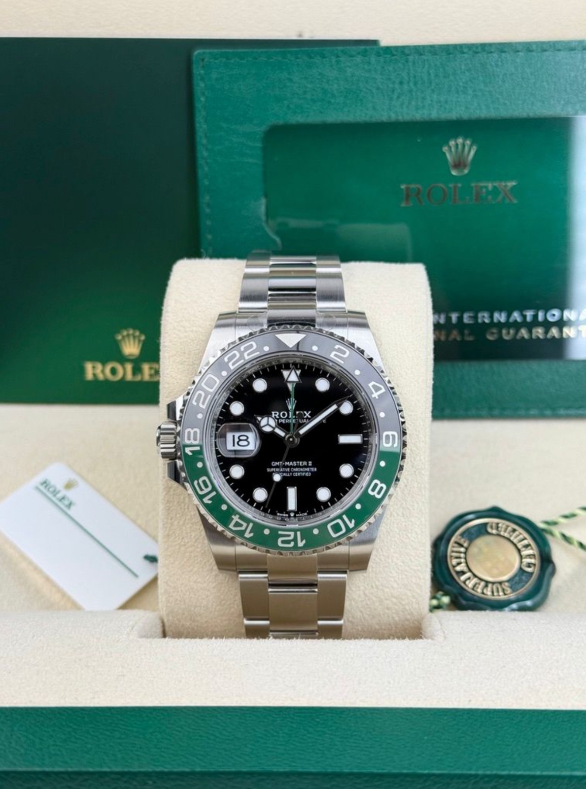 Rolex GMT-Master II 126720VTNR view 2