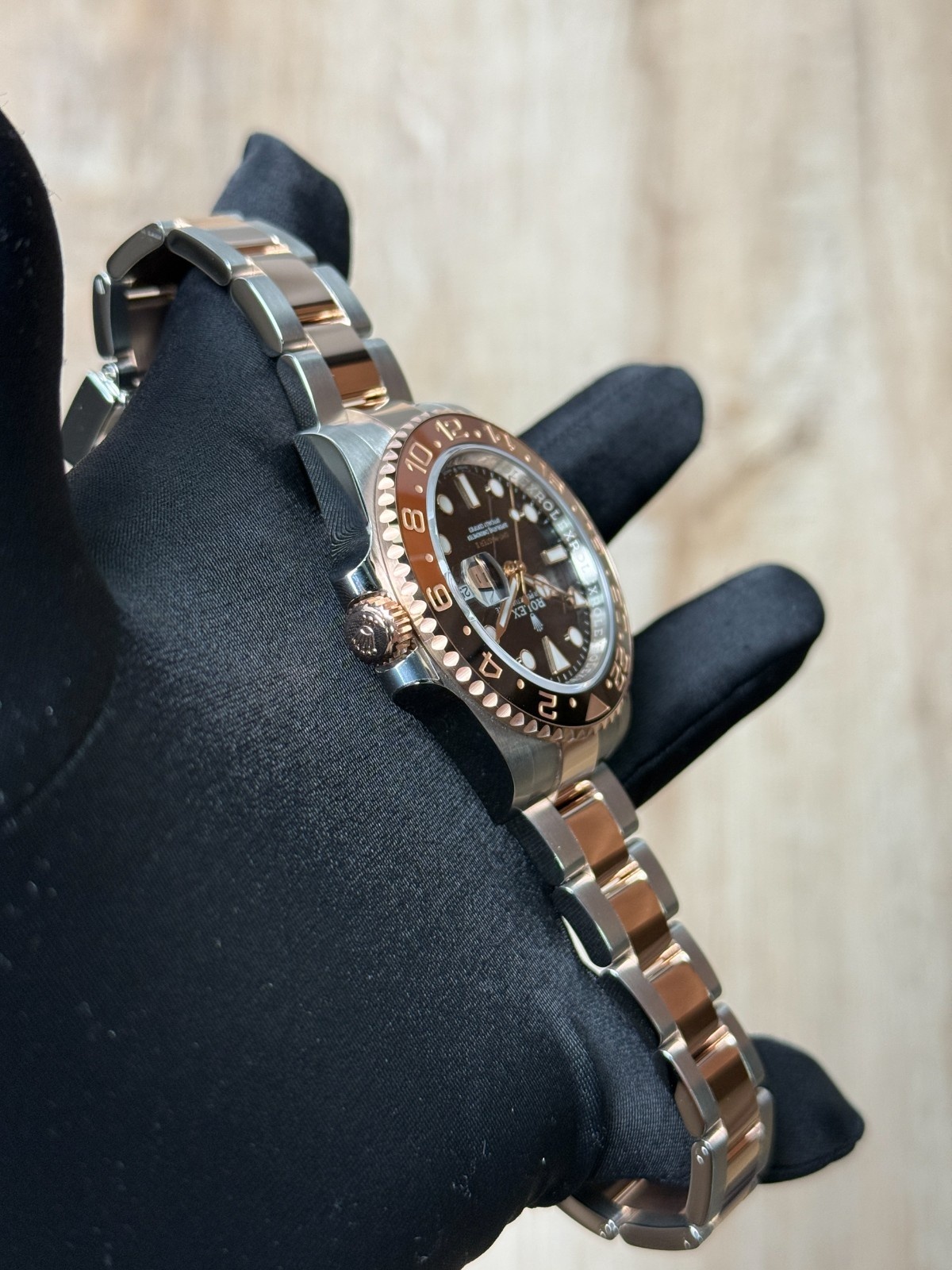 Rolex GMT-Master II 126711CHNR view 6