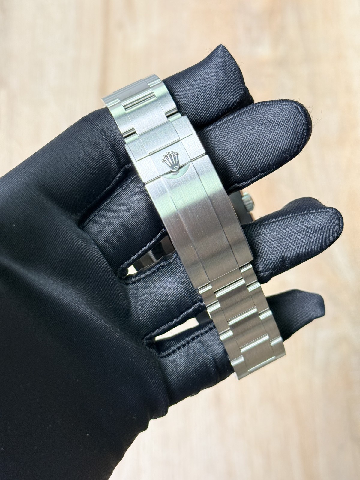 Rolex Sea-Dweller 126600 view 10