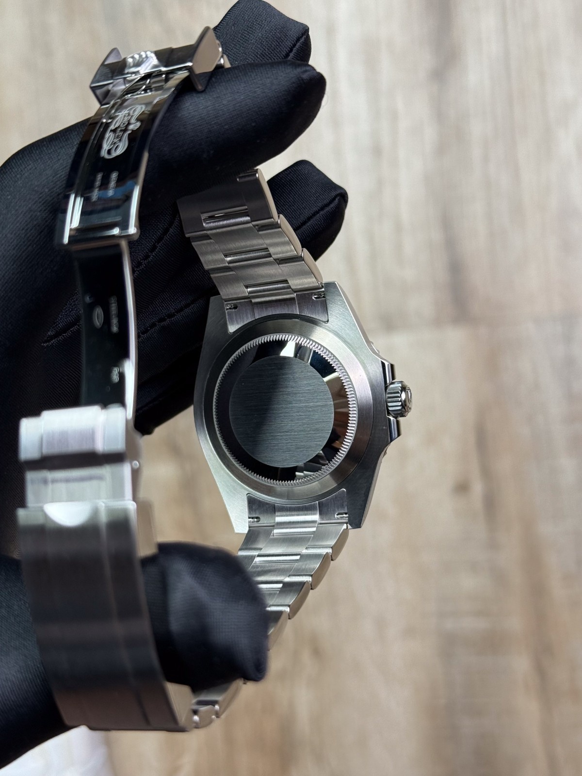 Rolex Submariner Date 126610LV view 6