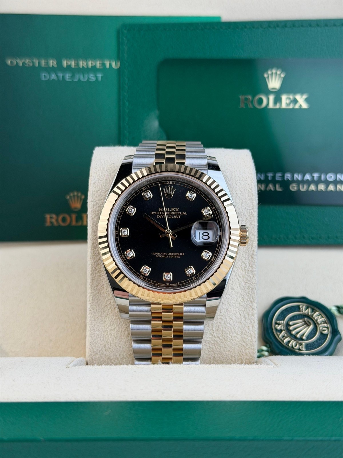 Rolex Datejust 126333 view 2