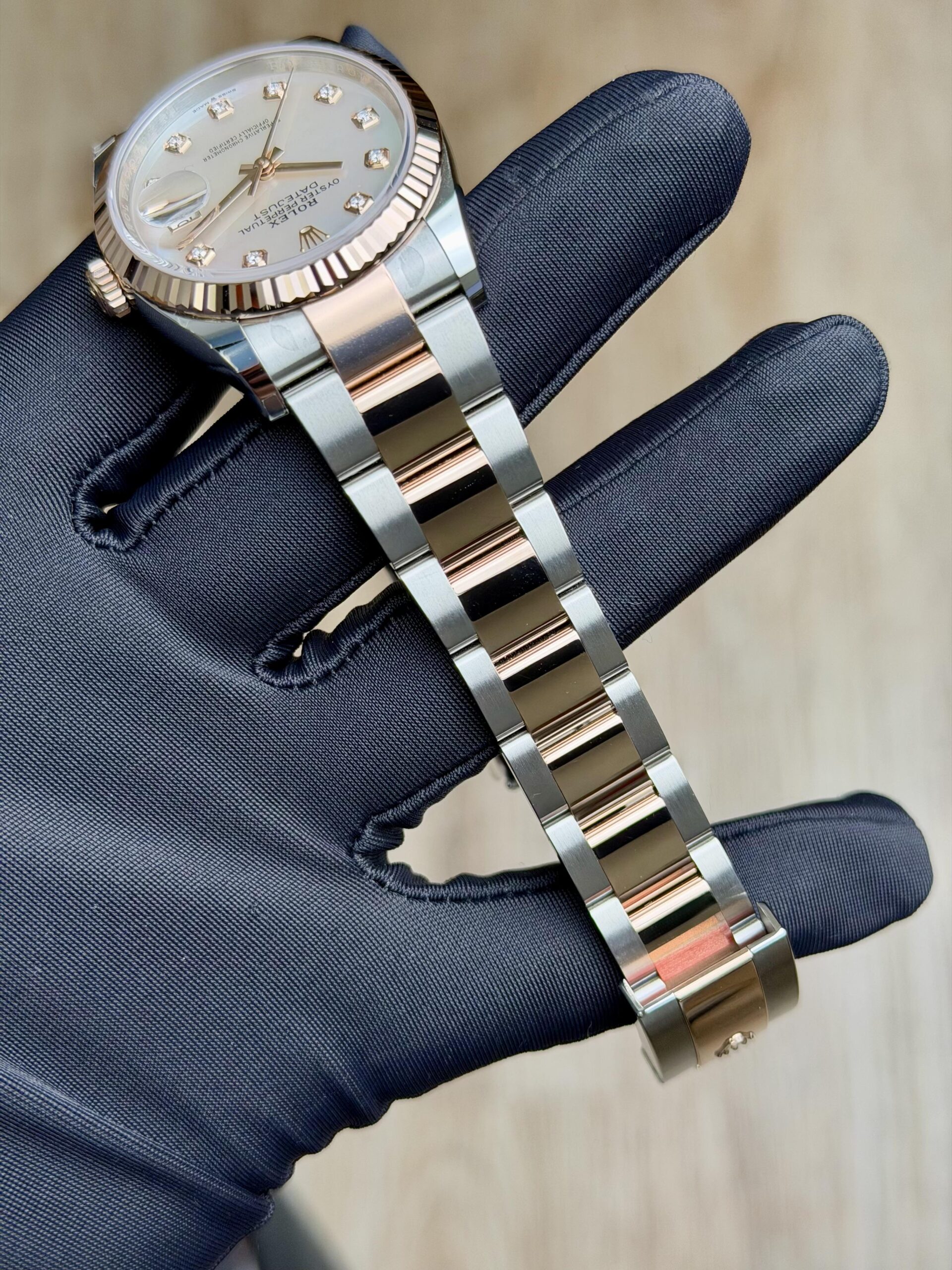 Rolex Datejust 126231 view 7