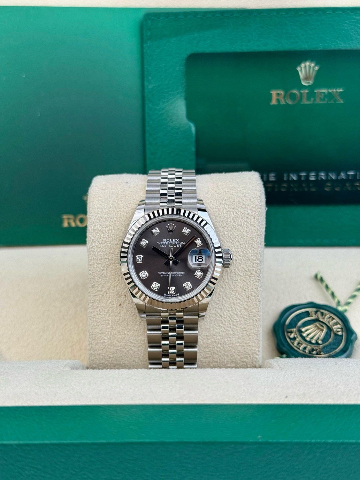 Rolex Lady-Datejust 279174 view 2