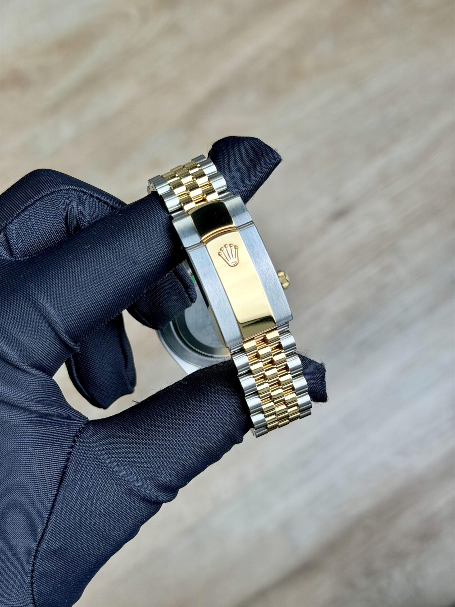 Rolex Datejust 126333 view 10