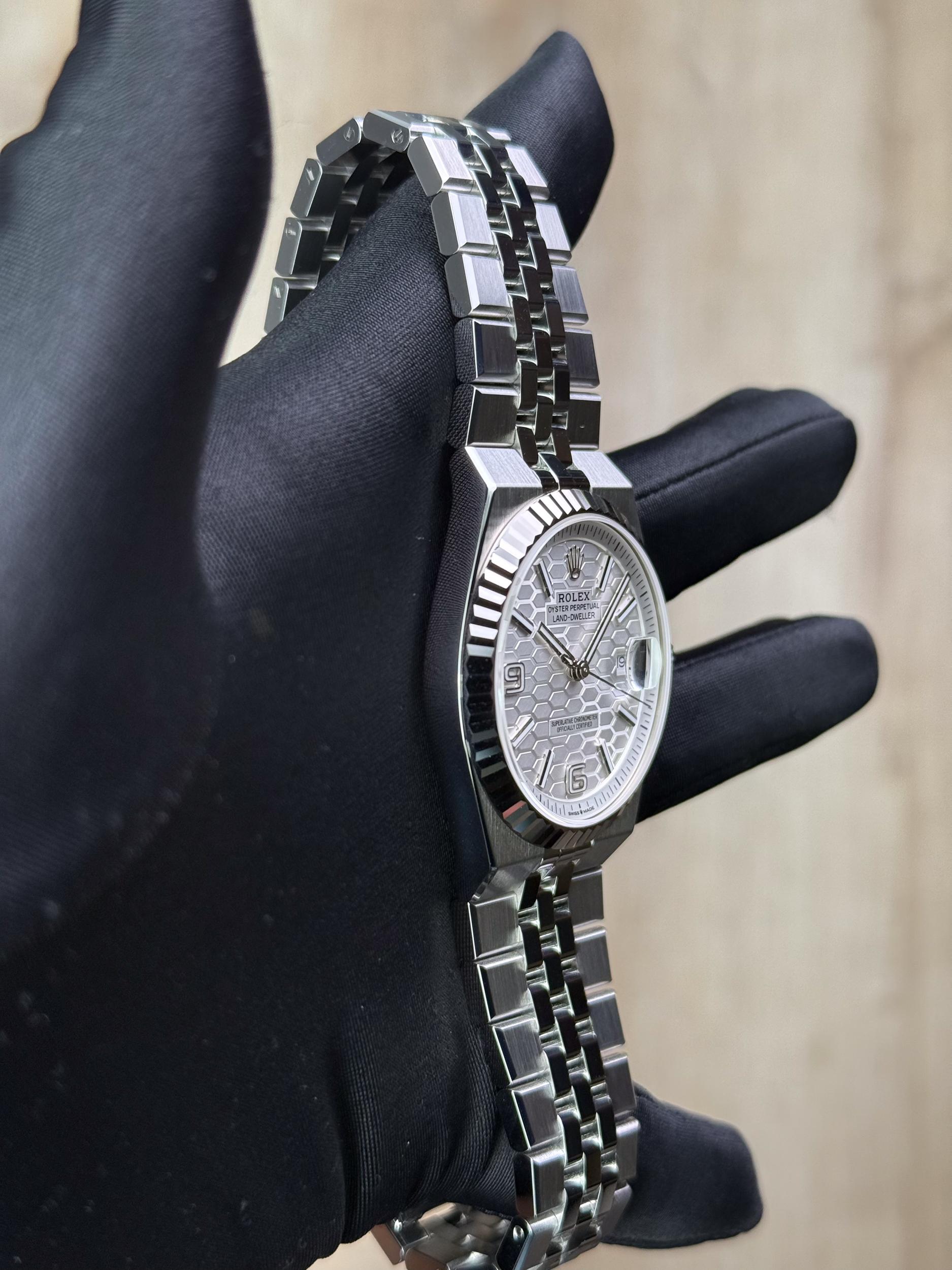 Rolex Land-Dweller 127334 view 6