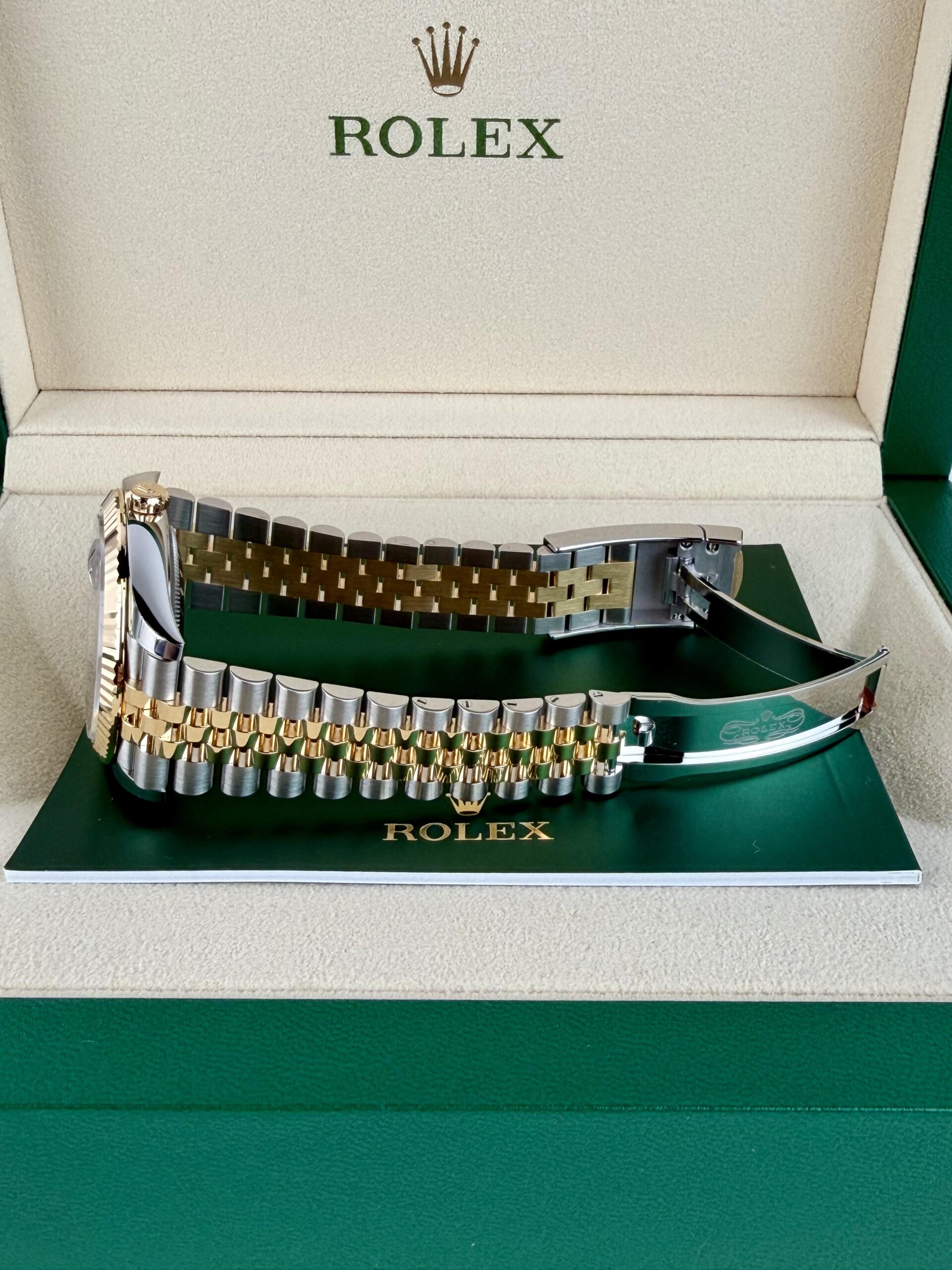 Rolex Datejust 126333 view 4