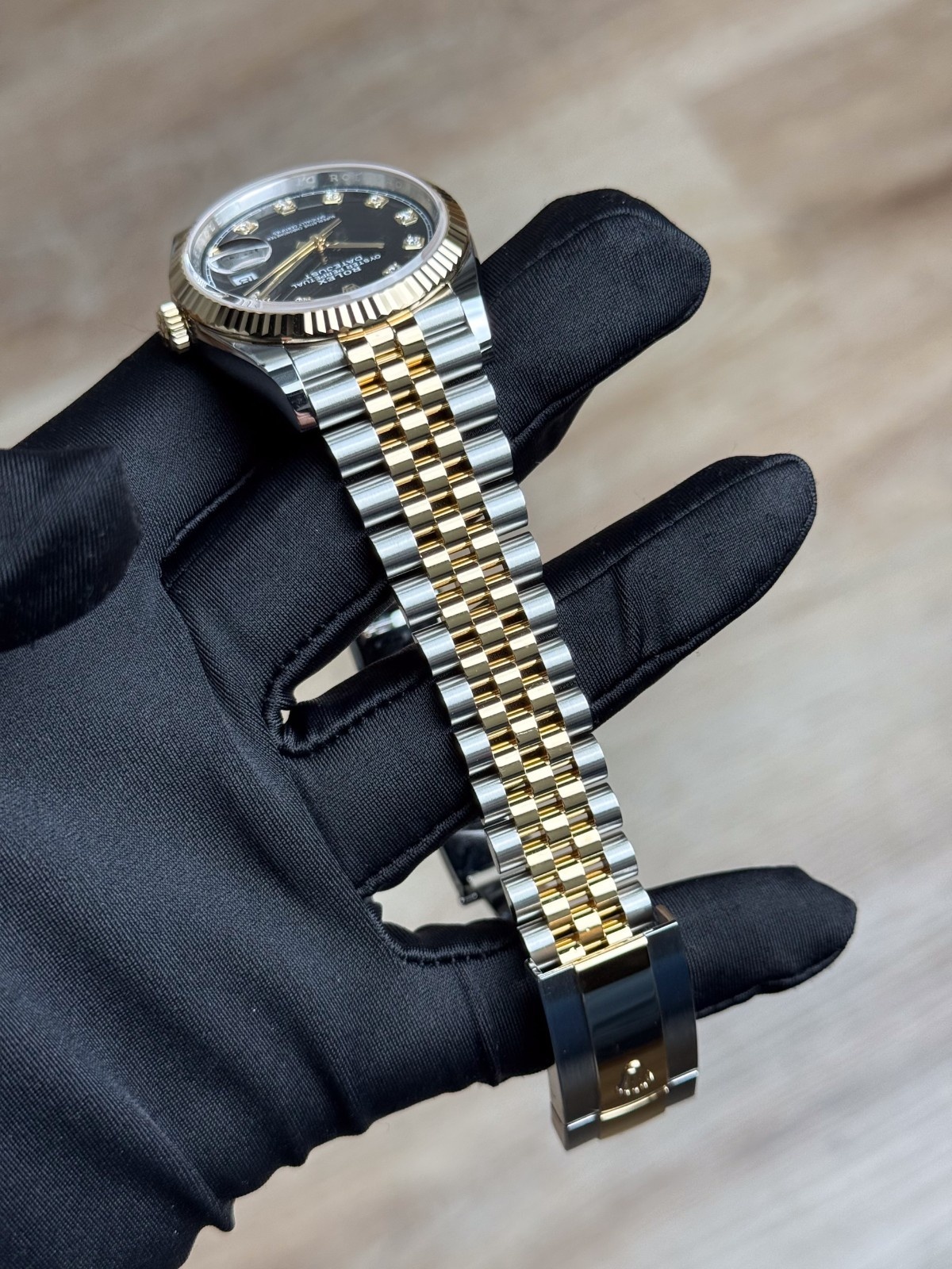 Rolex Datejust 126233 view 7