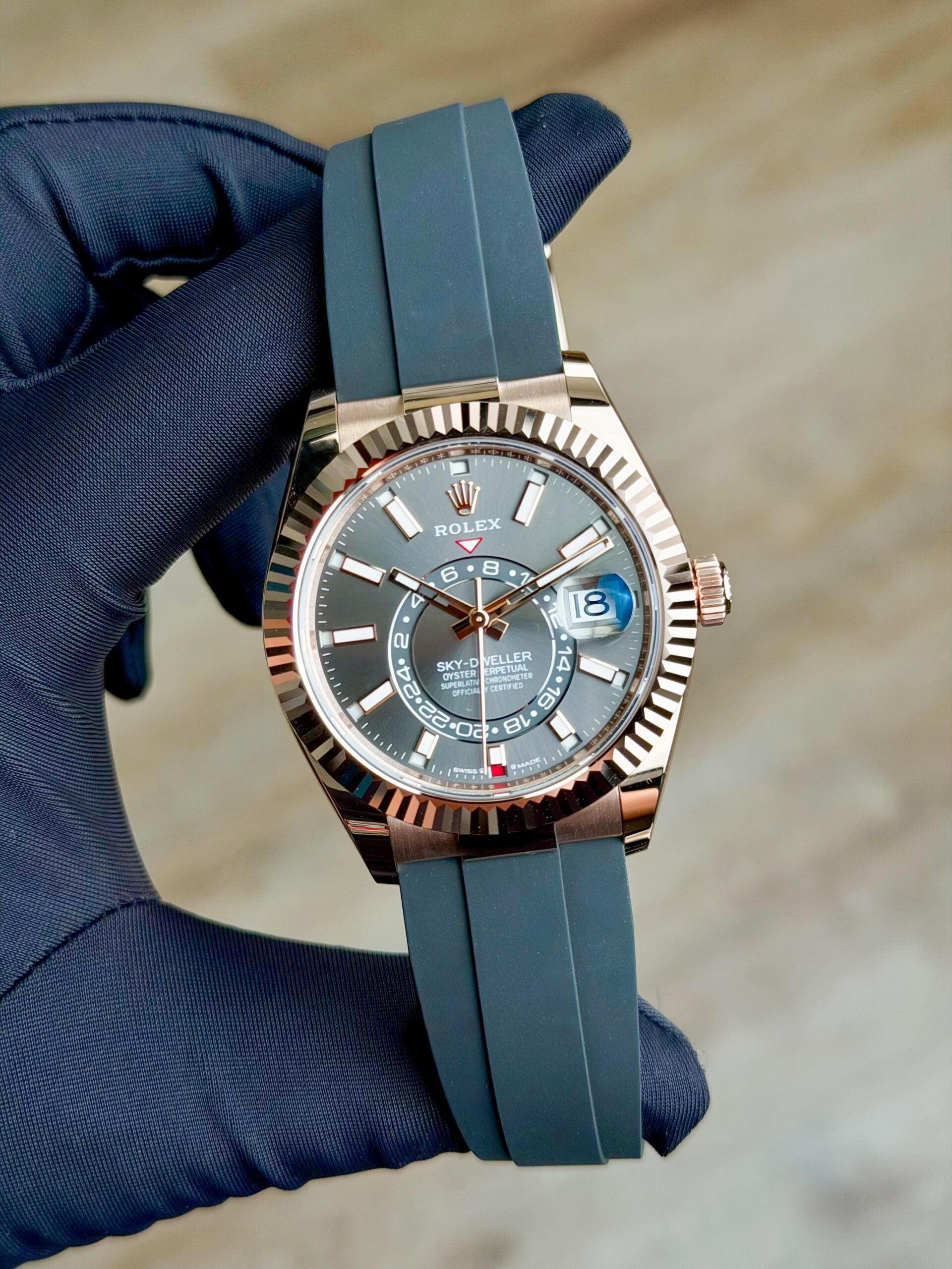 Rolex Sky-Dweller 336235 view 3