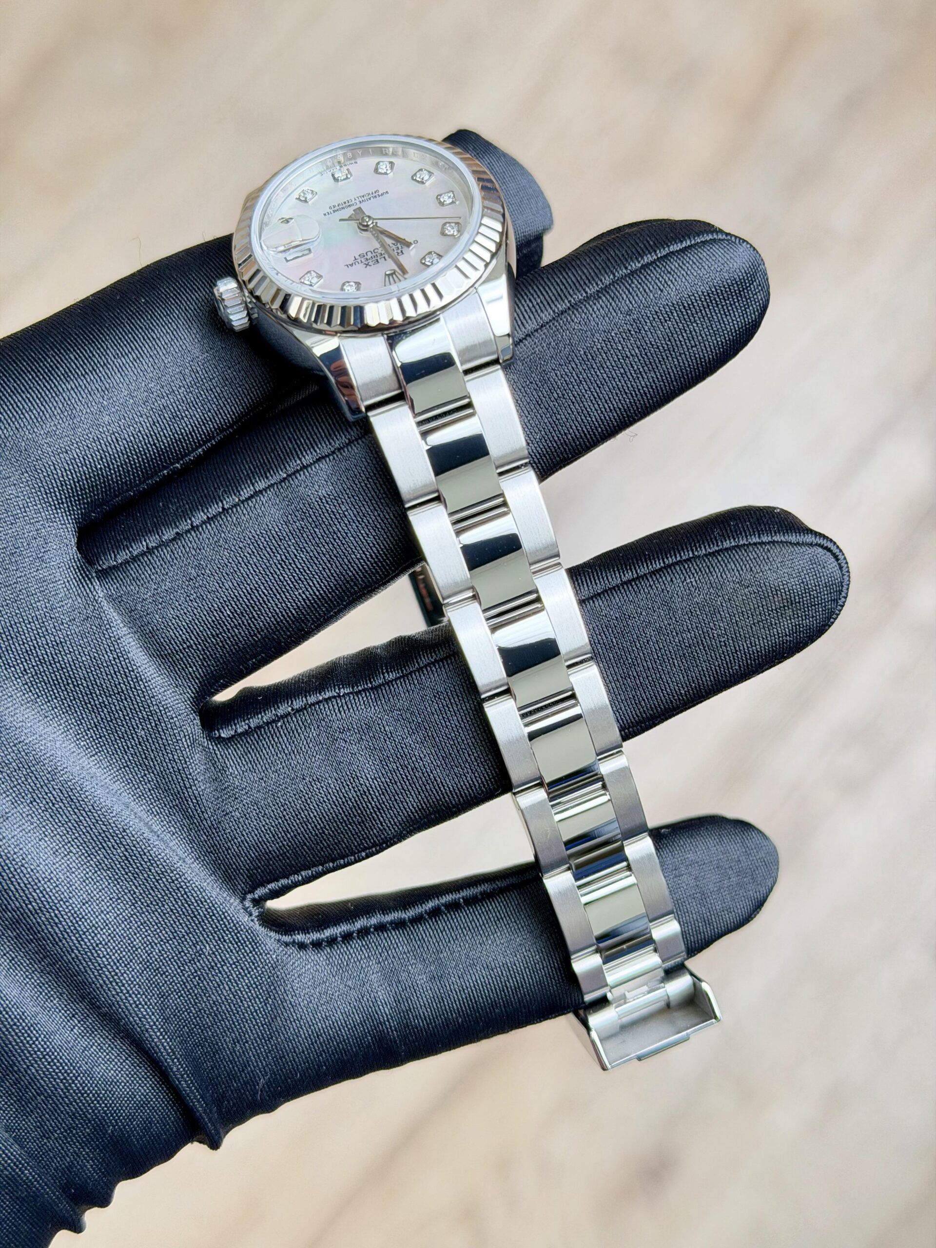 Rolex Lady-Datejust 279174 view 4