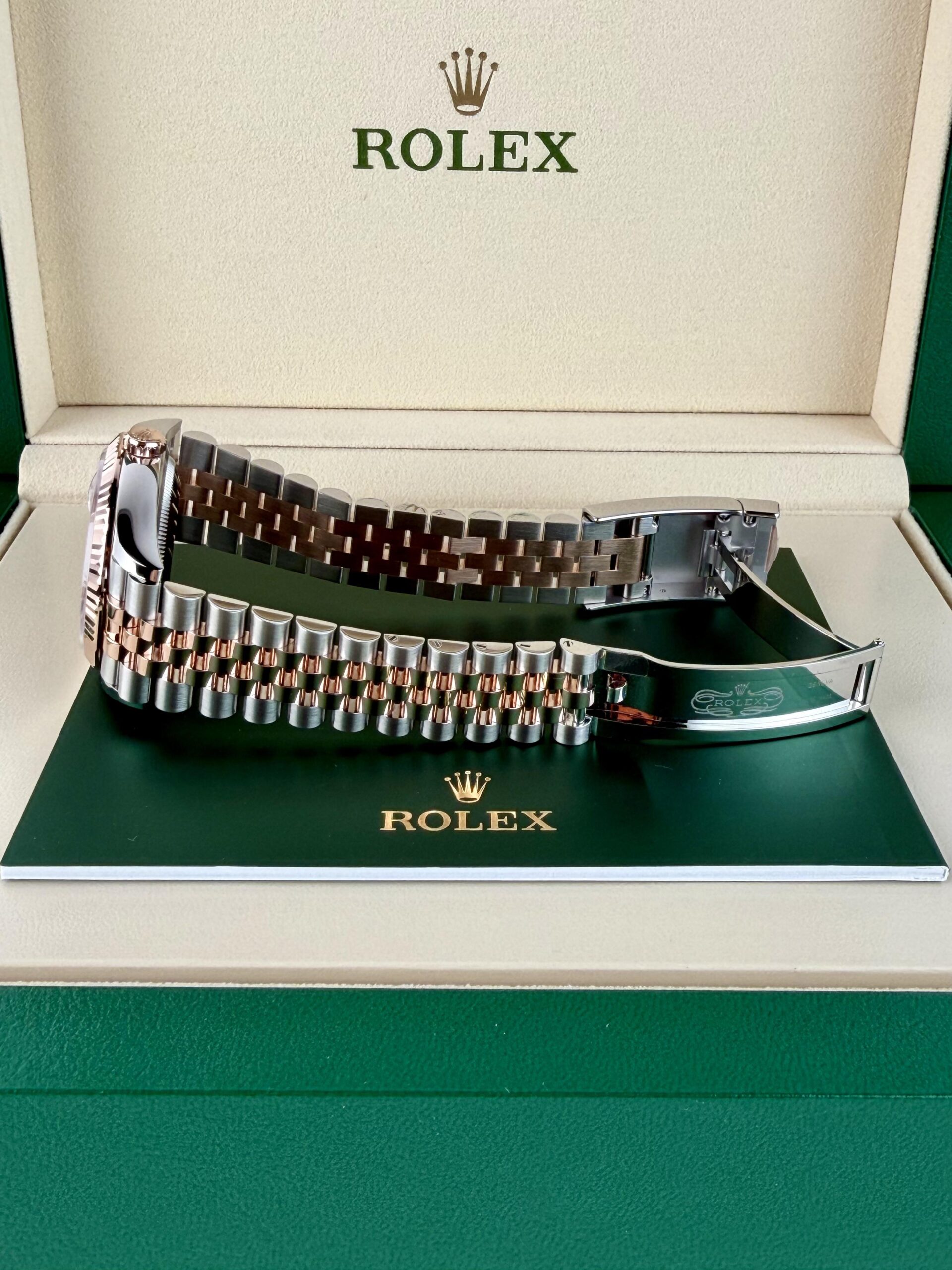 Rolex Datejust 126231 view 5