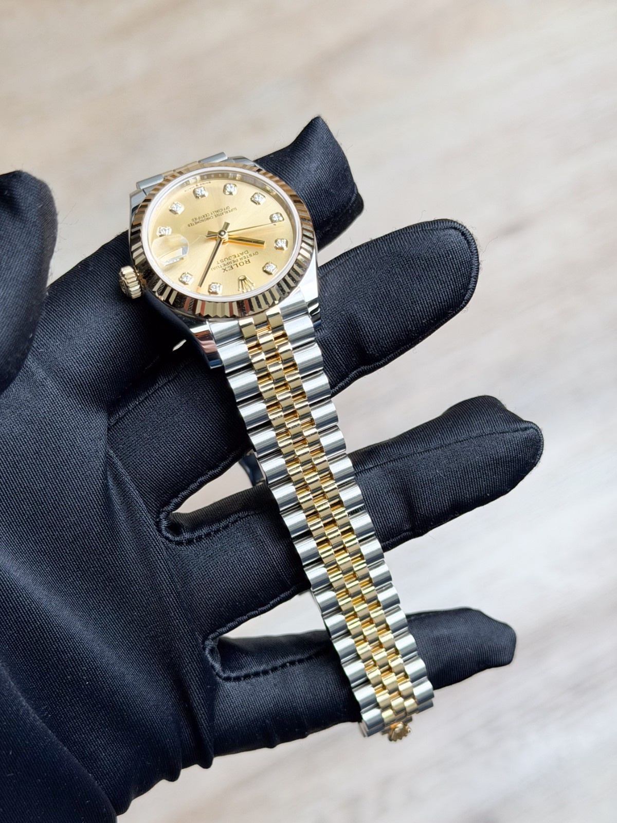 Rolex Datejust 278273 view 5