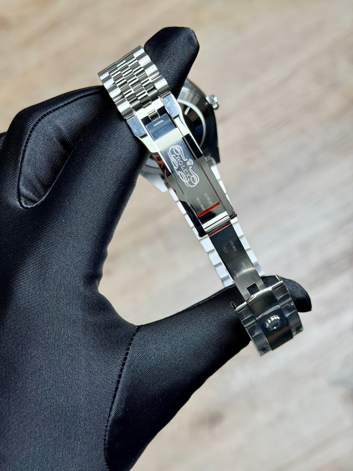 Rolex Datejust 126334 view 9