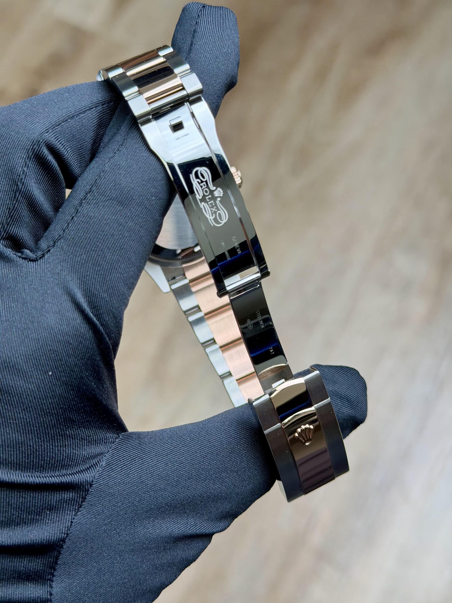 Rolex Datejust 126231 view 9