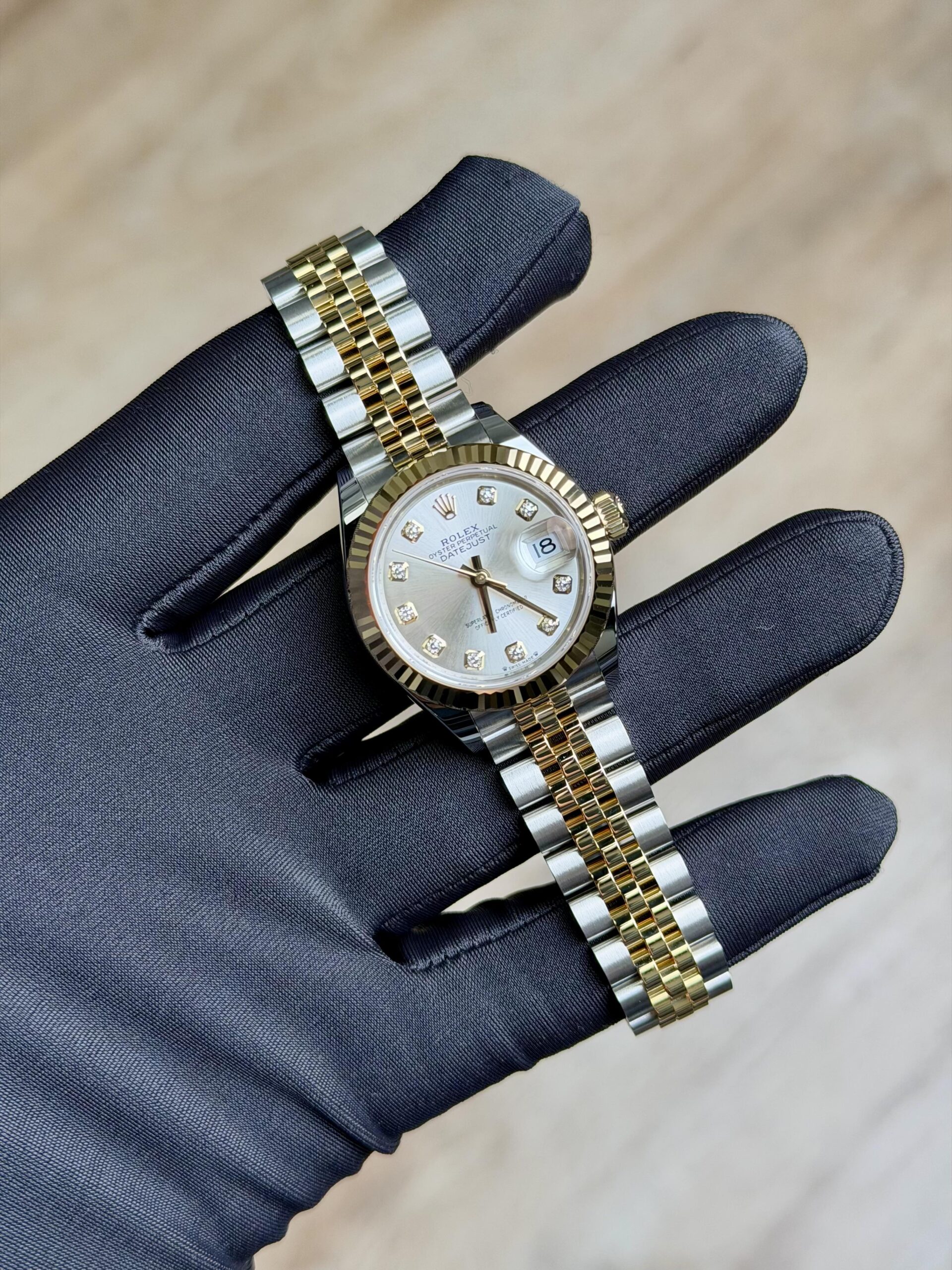 Rolex Lady-Datejust 279173 view 3