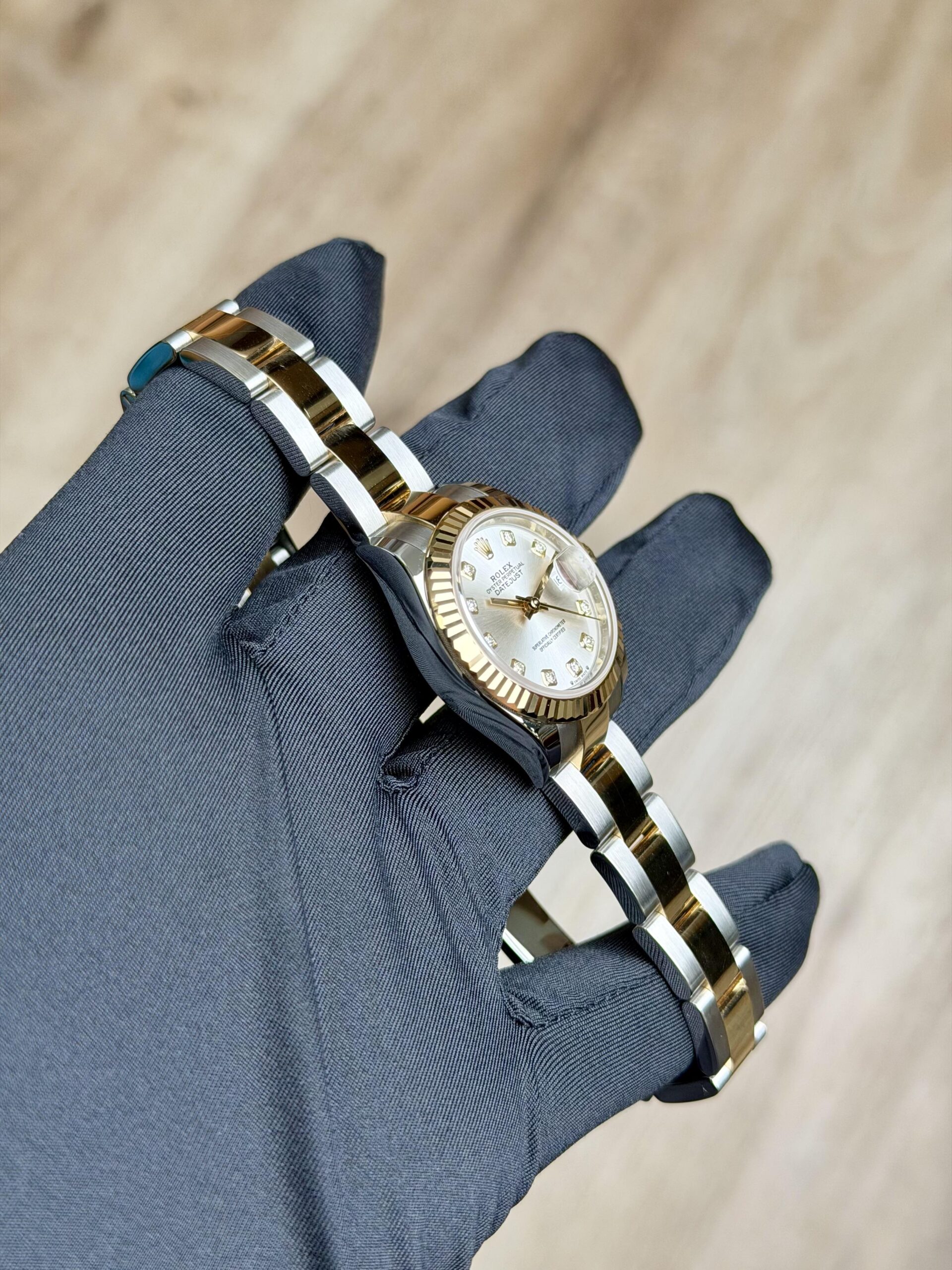 Rolex Lady-Datejust 279173 view 4