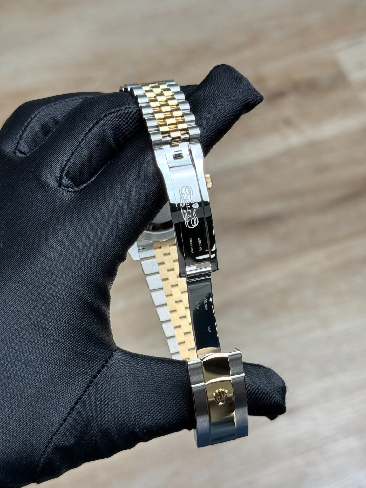 Rolex Datejust 126333 view 9