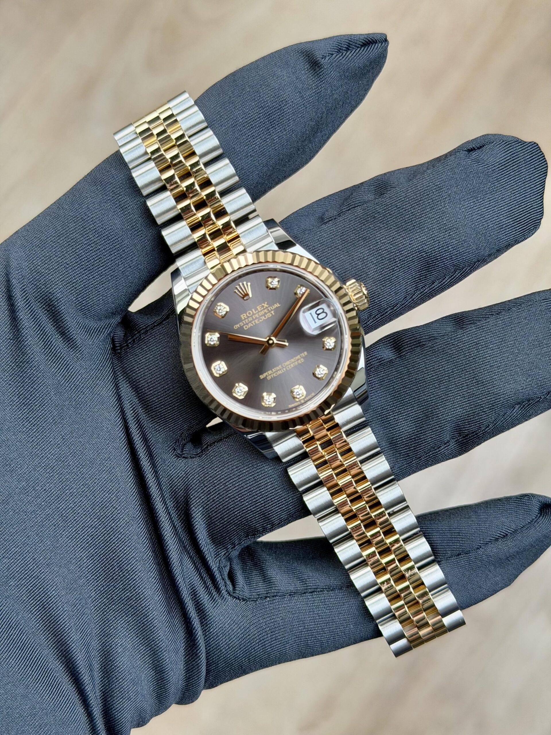 Rolex Datejust 278273 view 3
