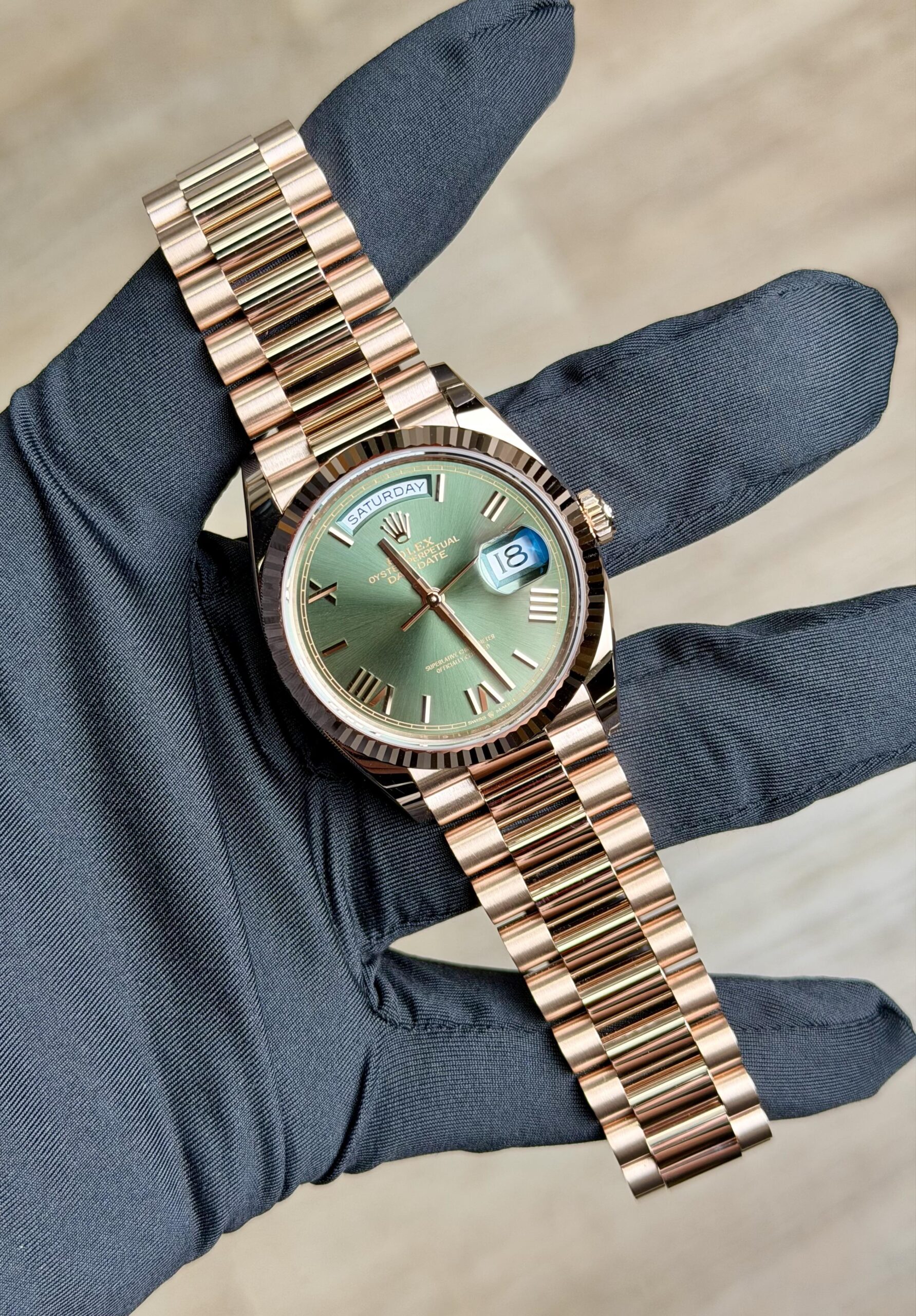 Rolex Day-Date 36 128235 view 3