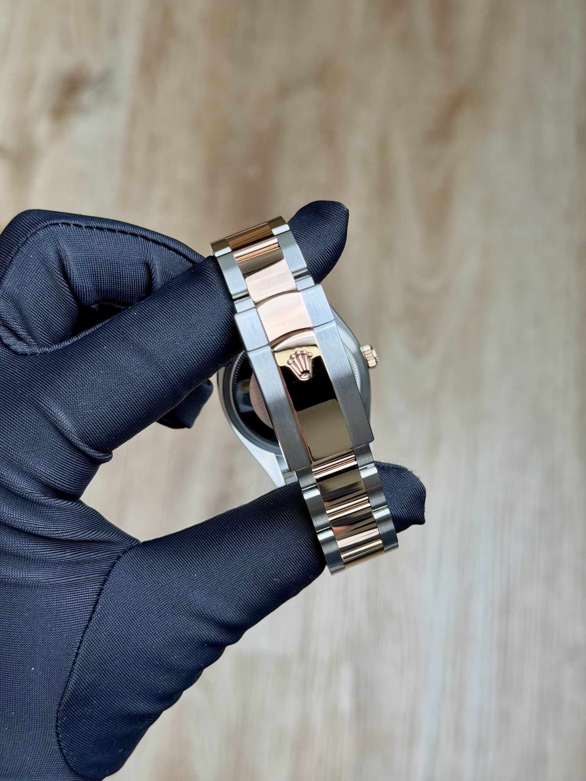 Rolex Datejust 126231 view 10