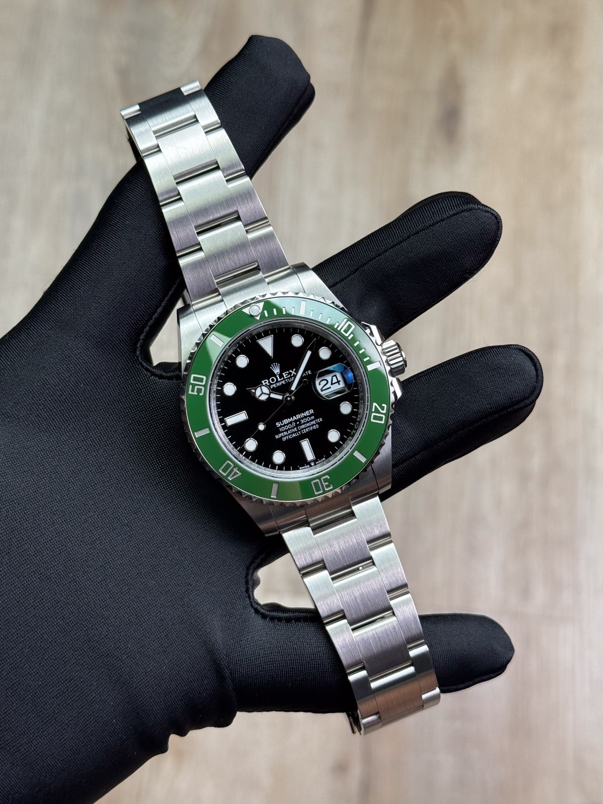 Rolex Submariner Date 126610LV view 3
