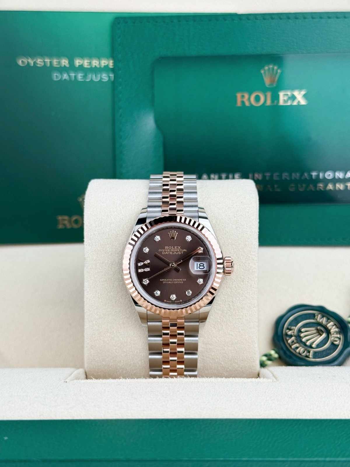 Rolex Lady-Datejust 279171 view 2
