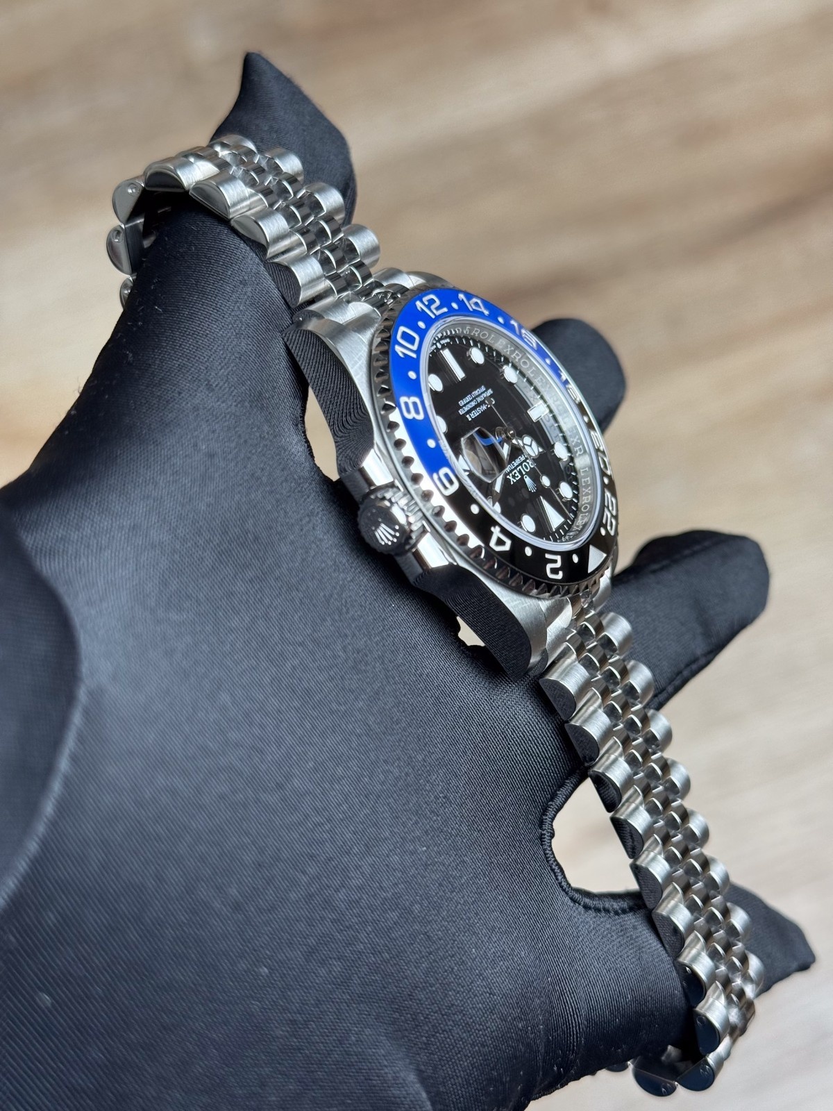Rolex GMT-Master II 126710BLNR view 7