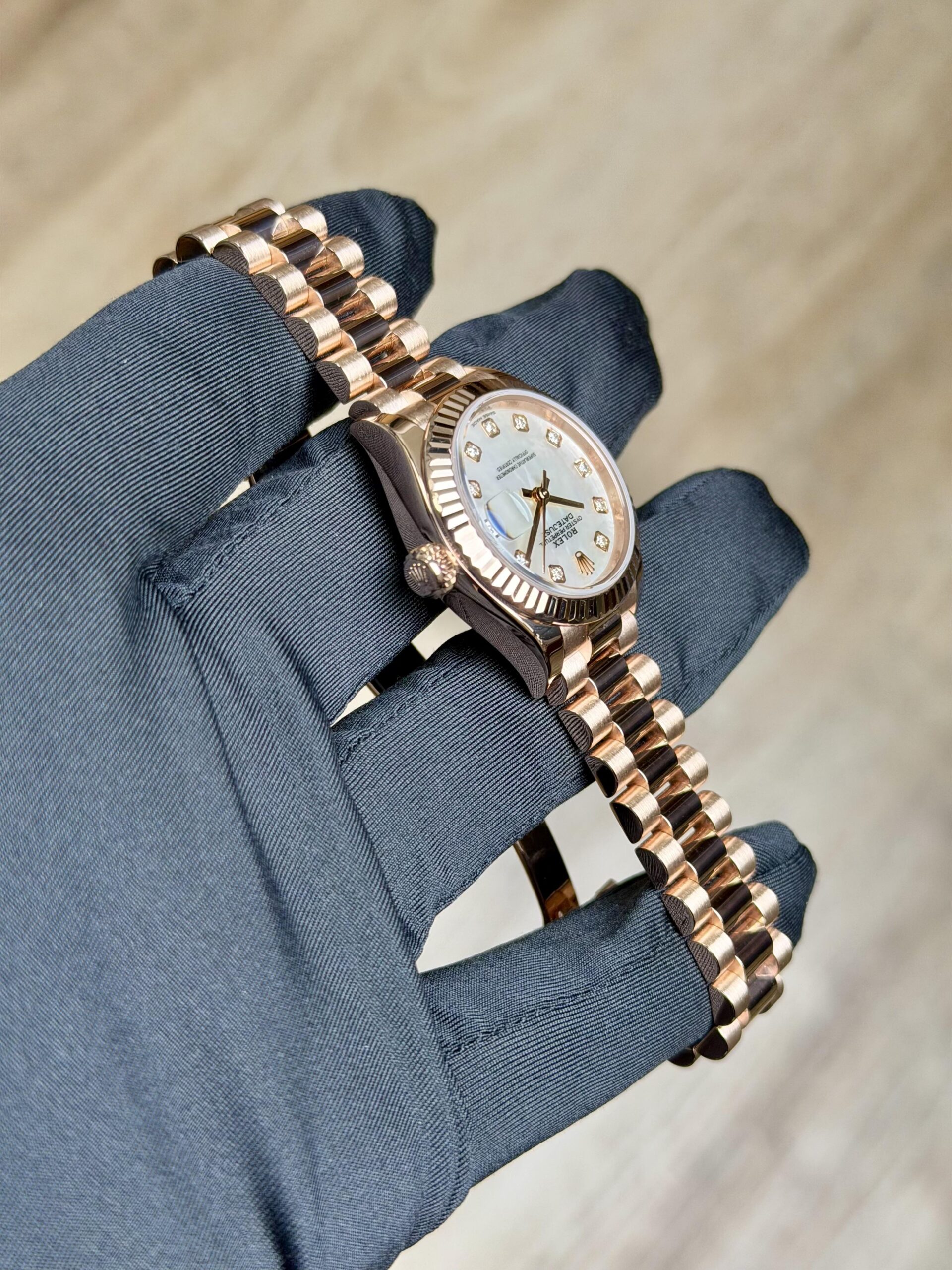 Rolex Datejust 28 279175 view 6