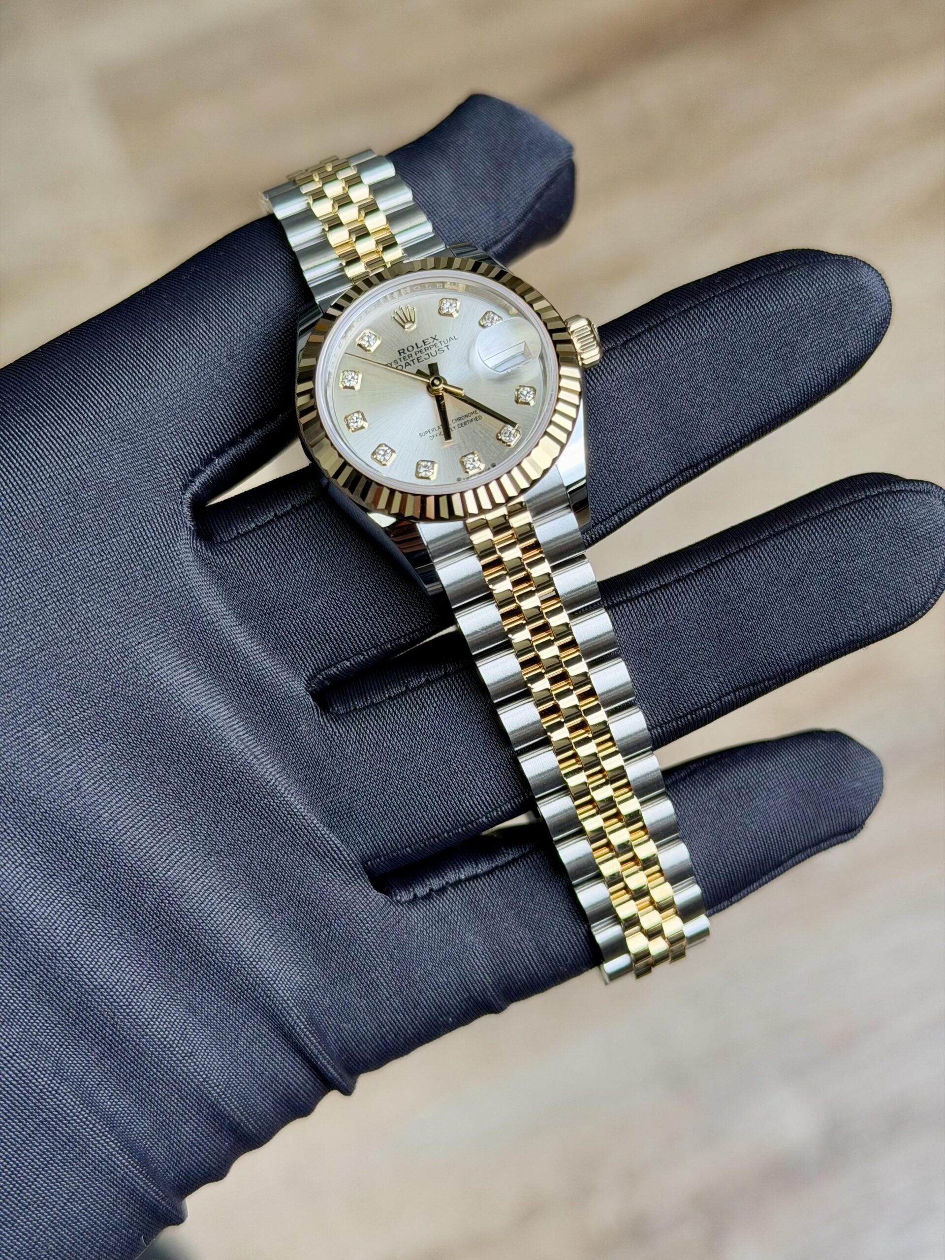 Rolex Lady-Datejust 279173 view 4