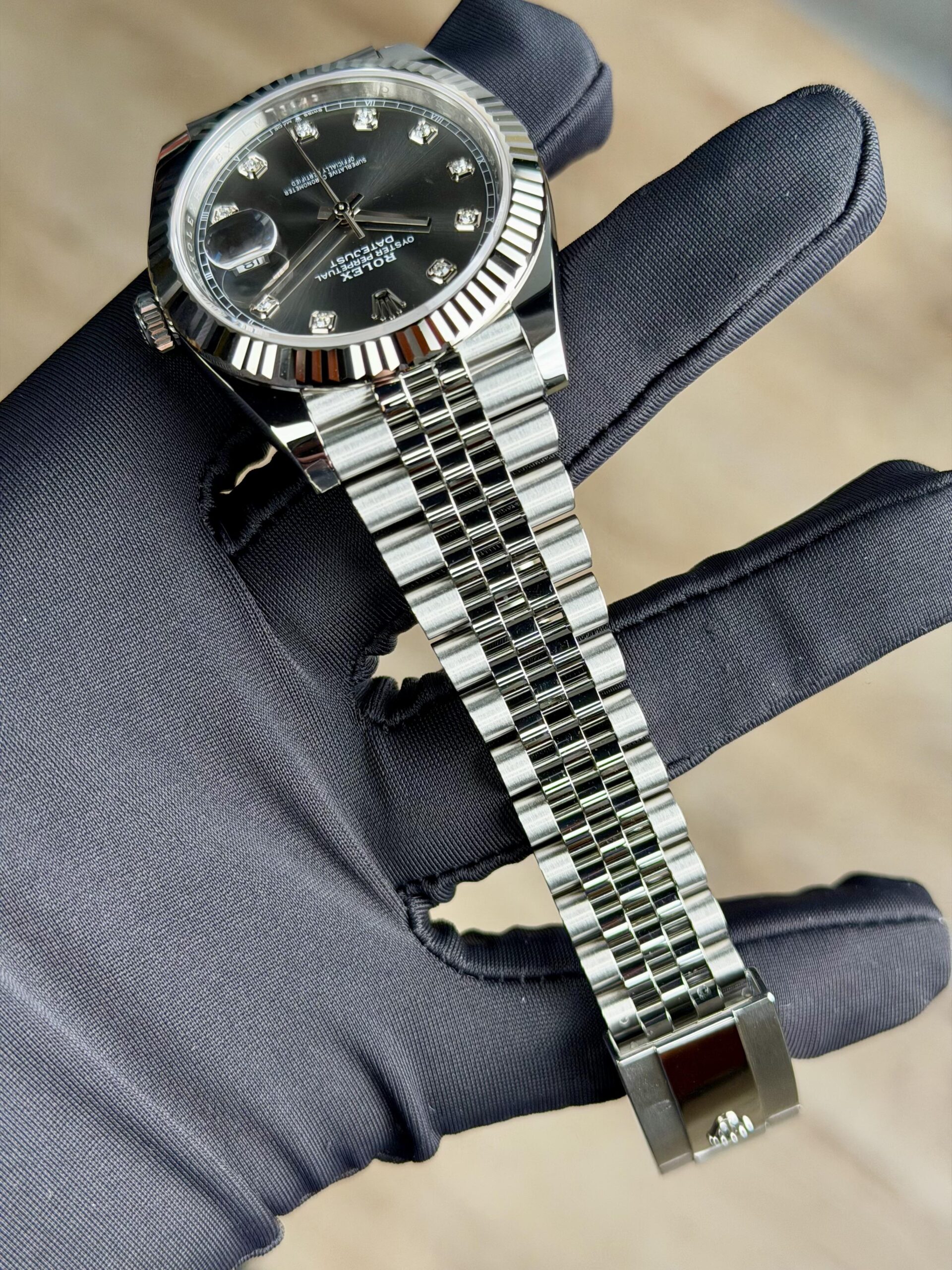 Rolex Datejust 126334 view 7
