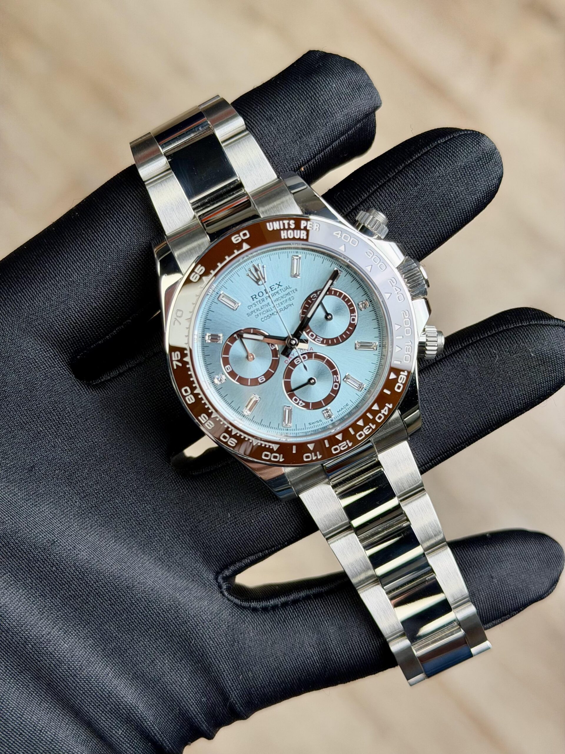 Rolex Daytona 126506 view 3