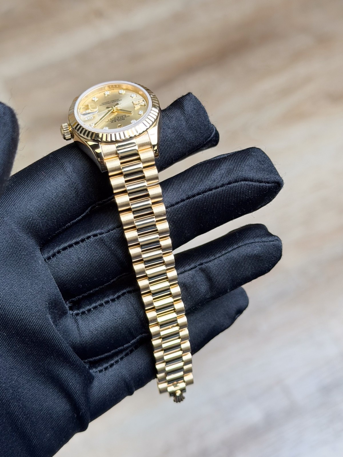 Rolex Datejust 28 279178 view 7