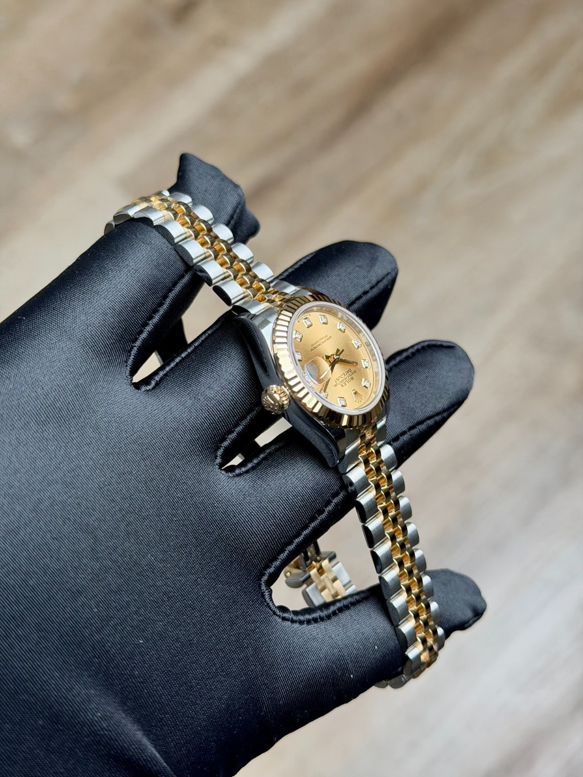 Rolex Lady-Datejust 279173 view 7