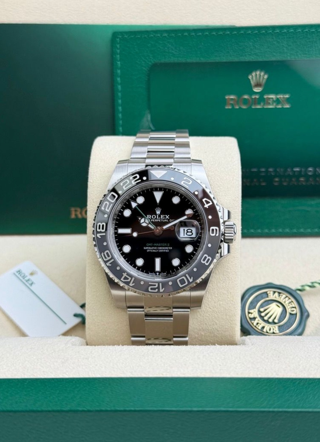 Rolex GMT-Master II 126710GRNR view 2
