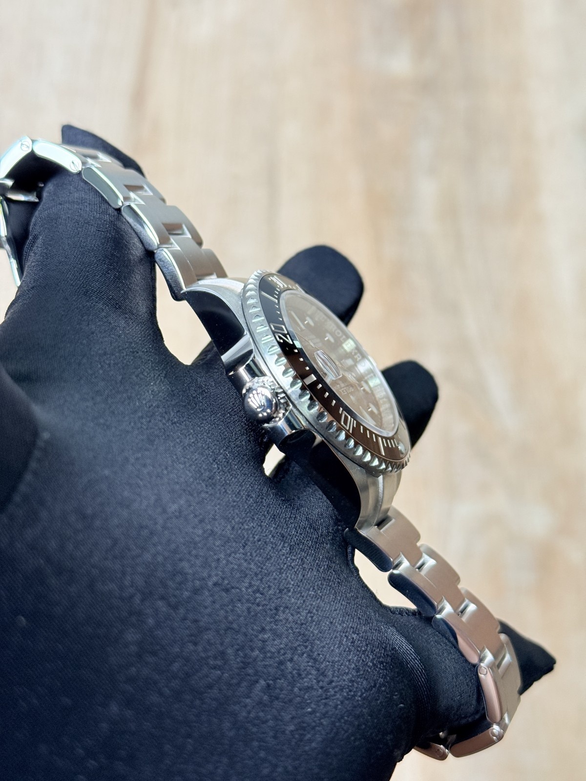 Rolex Sea-Dweller 126600 view 8