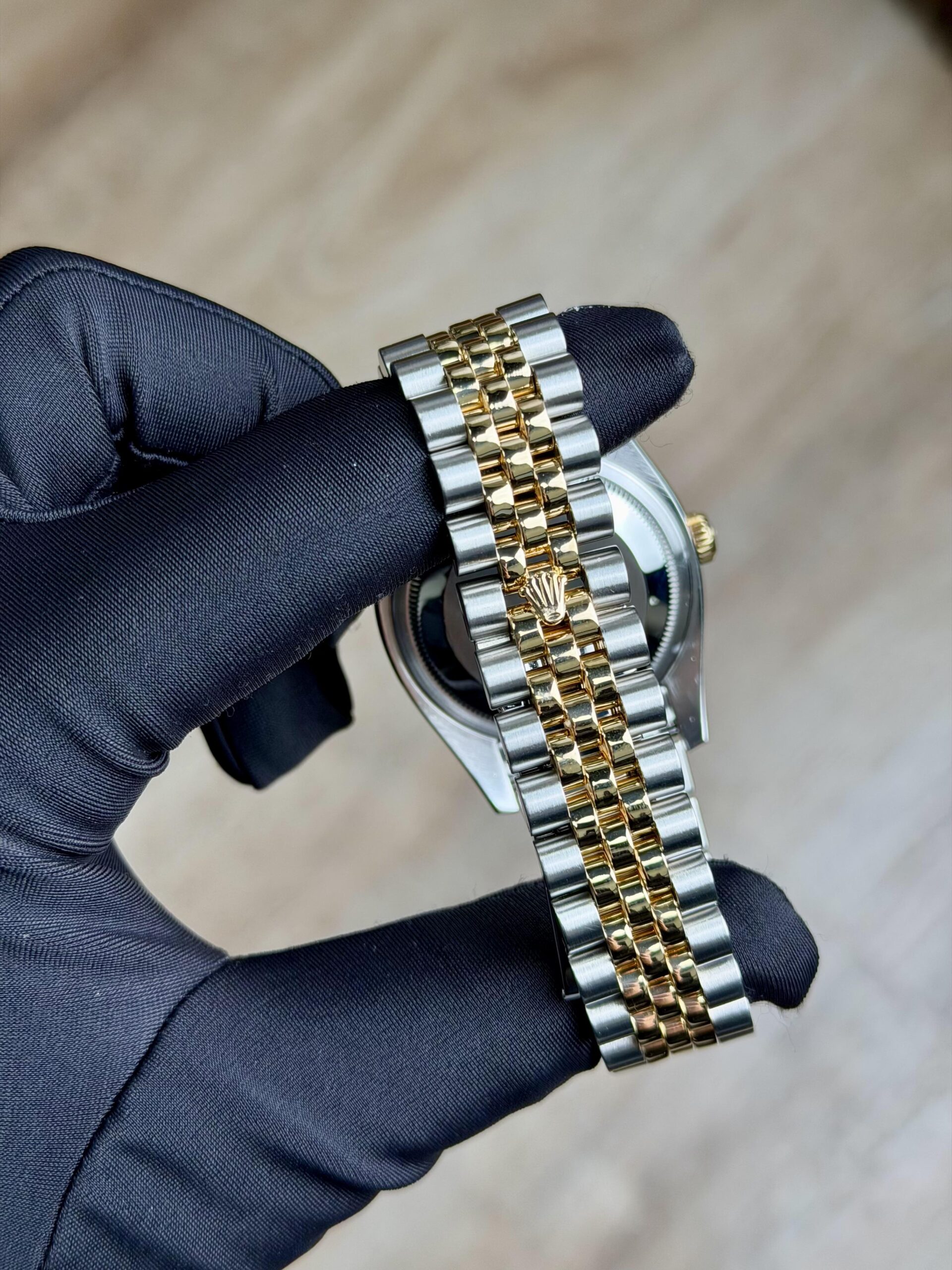Rolex Datejust 116233 view 9