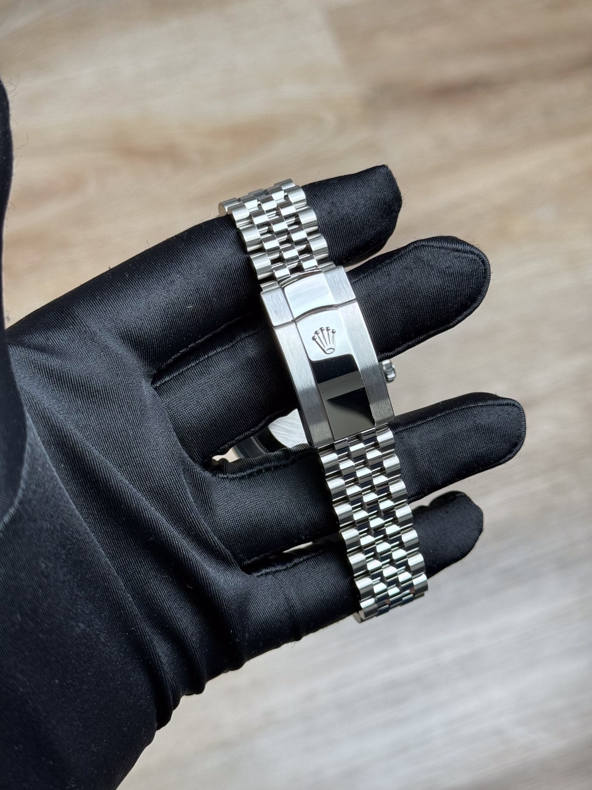 Rolex Datejust 126334 view 9