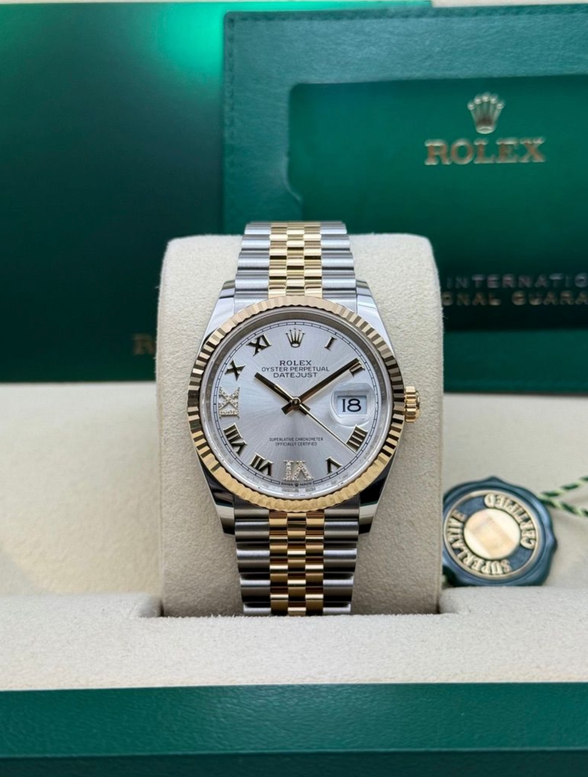 Rolex Datejust 126233 view 2