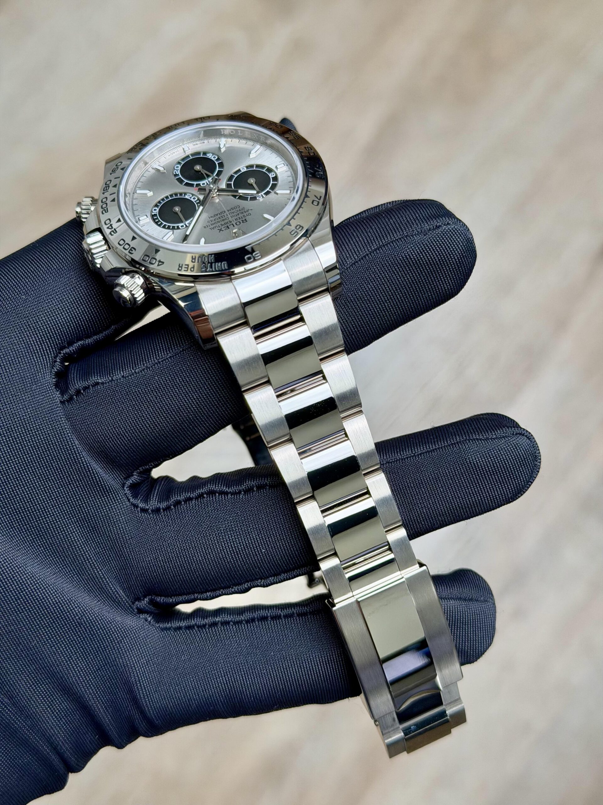Rolex Cosmograph Daytona “Ghost” 126509 view 7