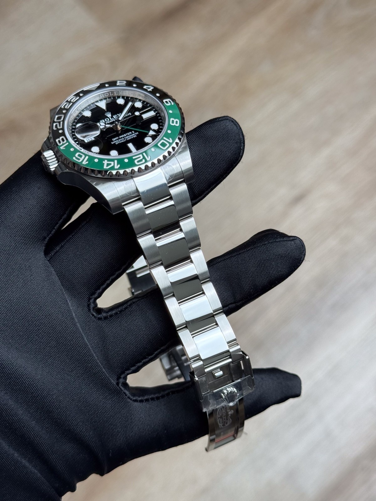 Rolex GMT-Master II 126720VTNR view 4