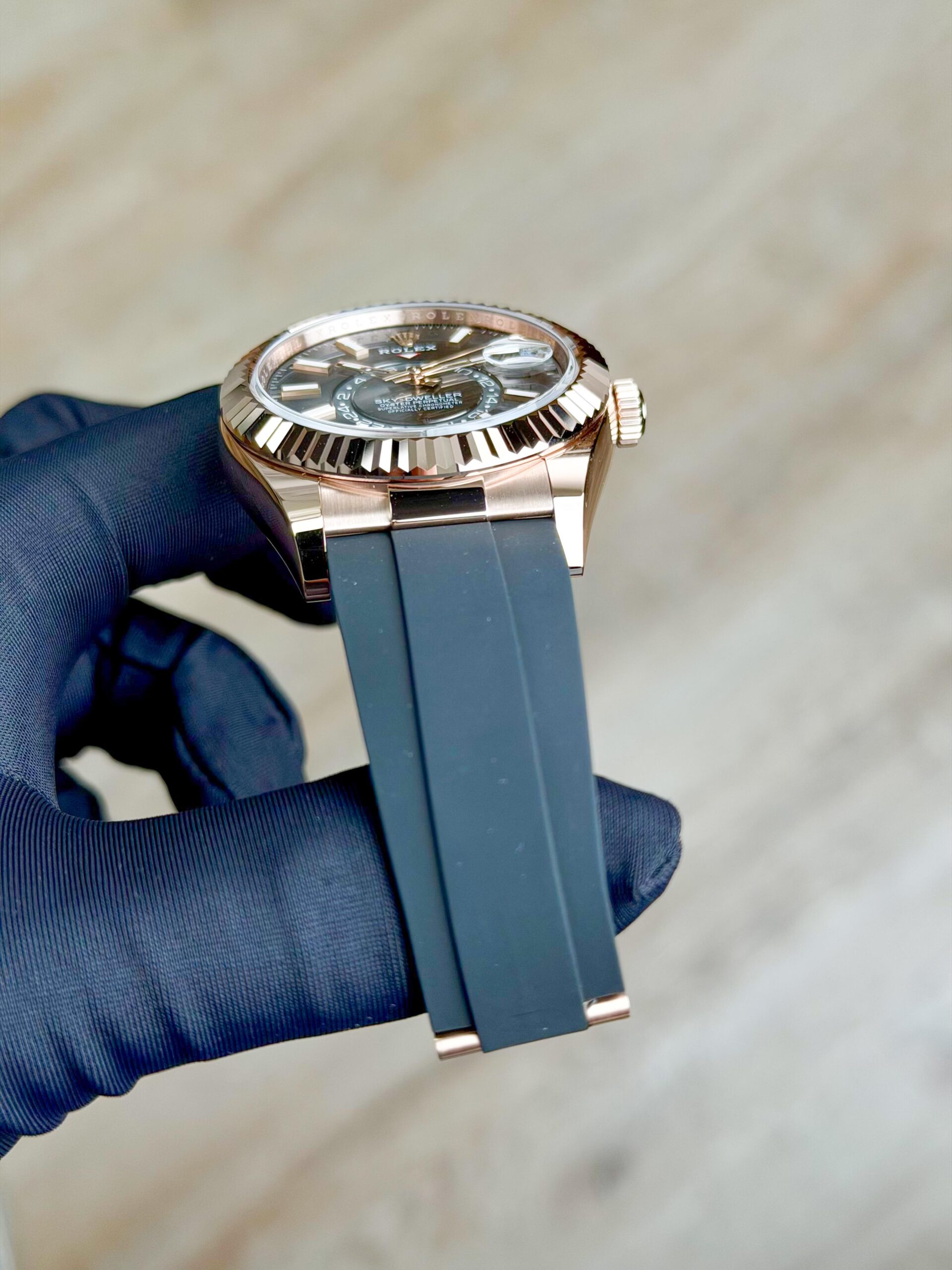 Rolex Sky-Dweller 336235 view 5