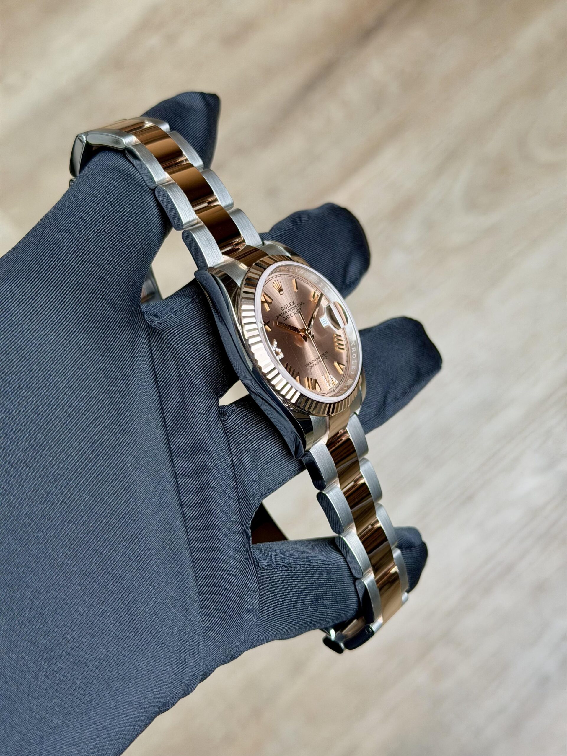 Rolex Datejust 126231 view 4