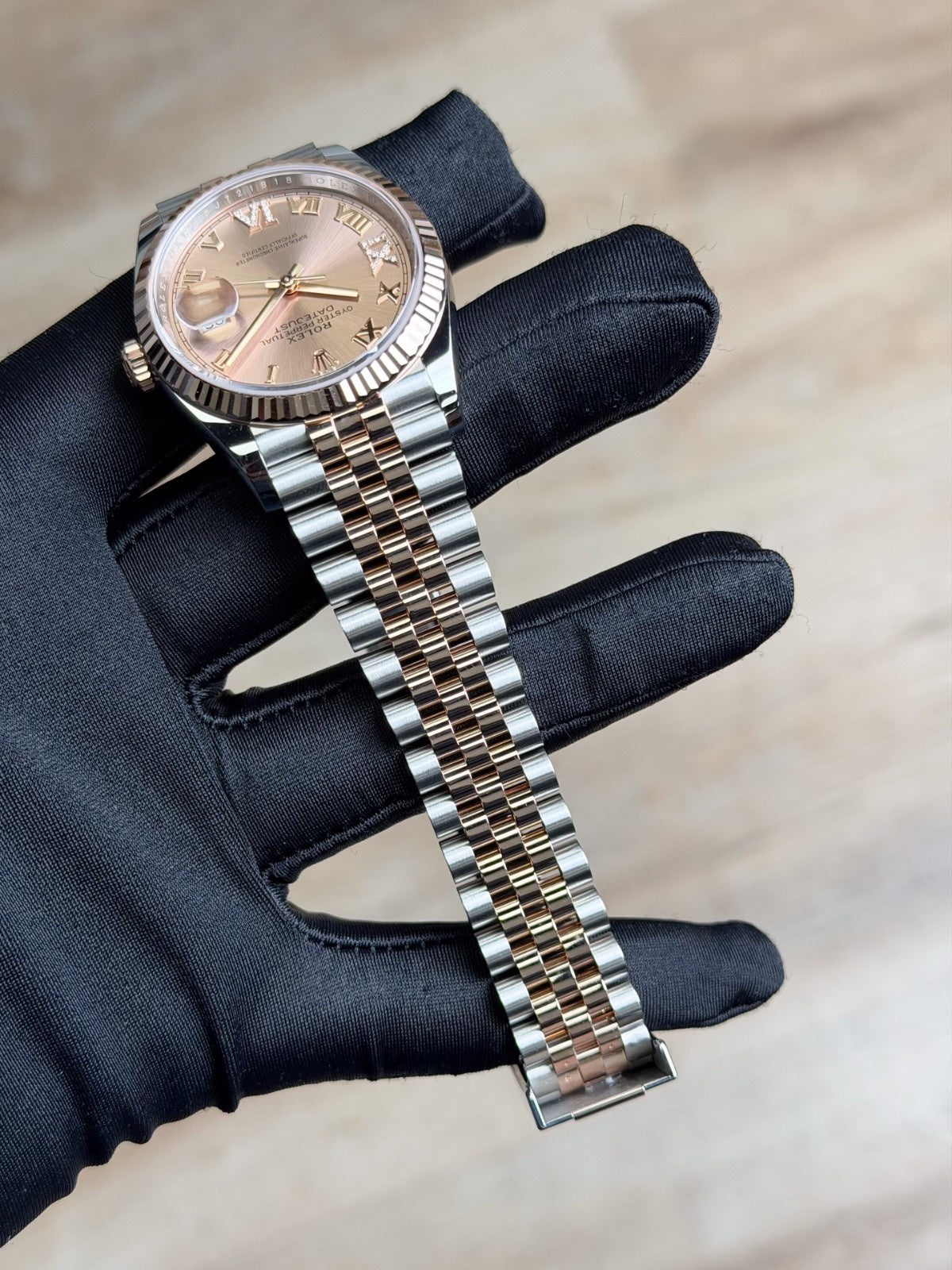 Rolex Datejust 126231 view 6