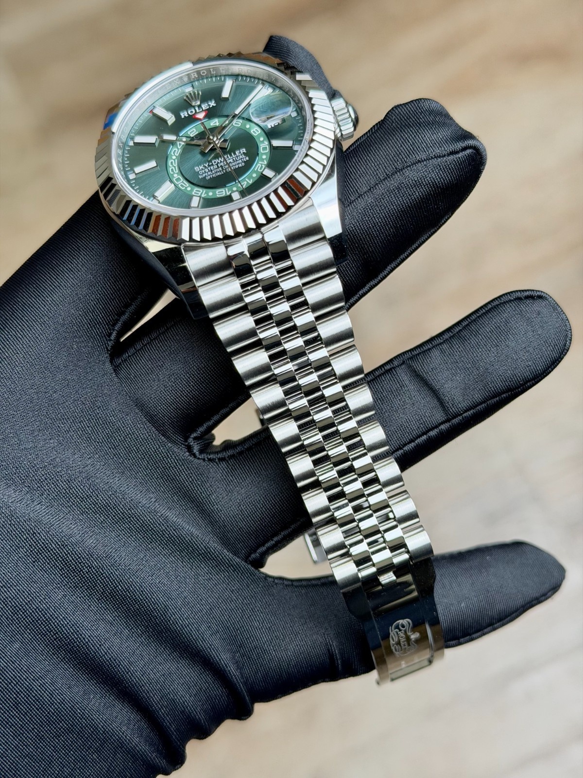 Rolex Sky-Dweller 336934 view 5