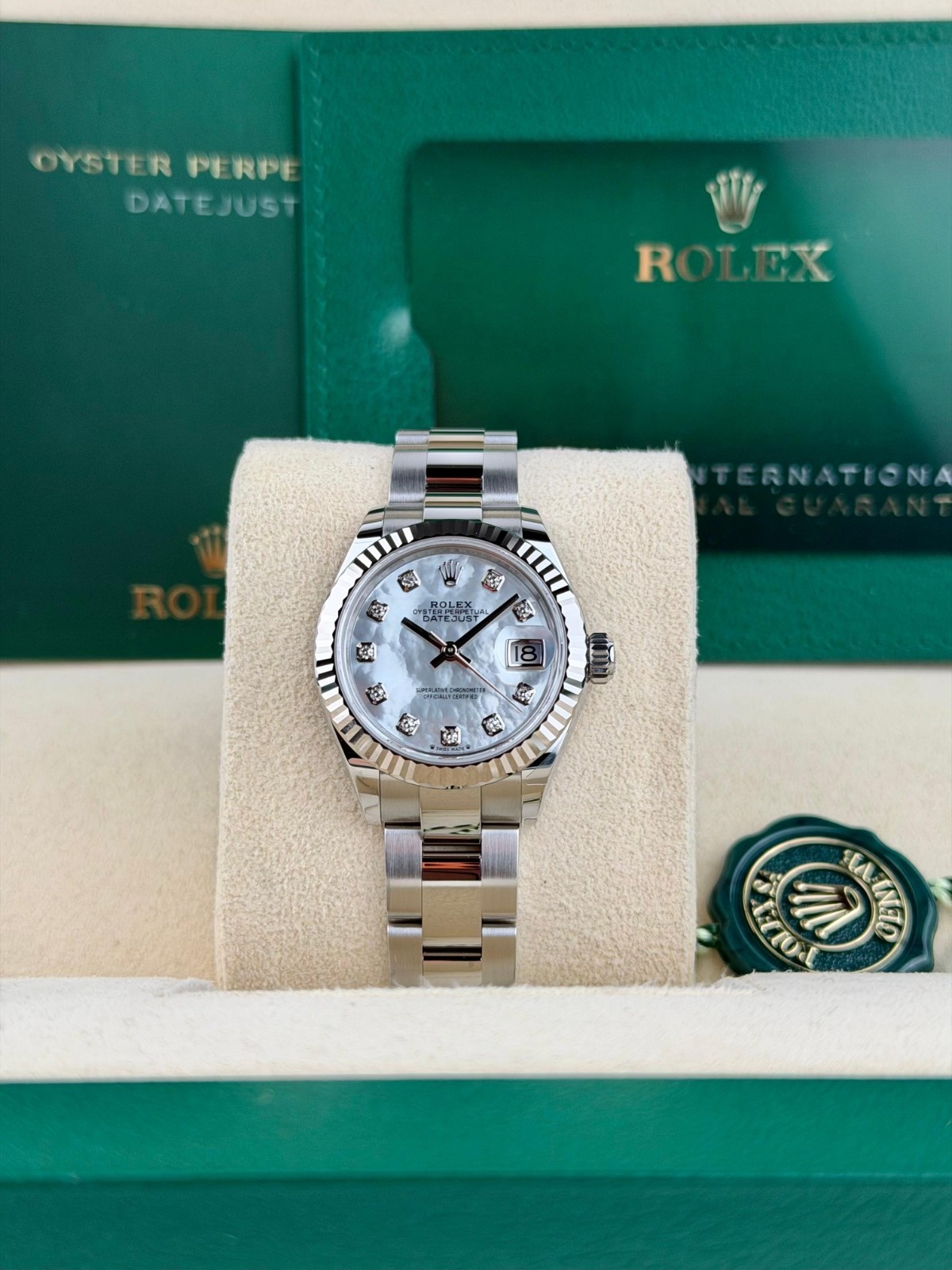 Rolex Lady-Datejust 279174 view 2
