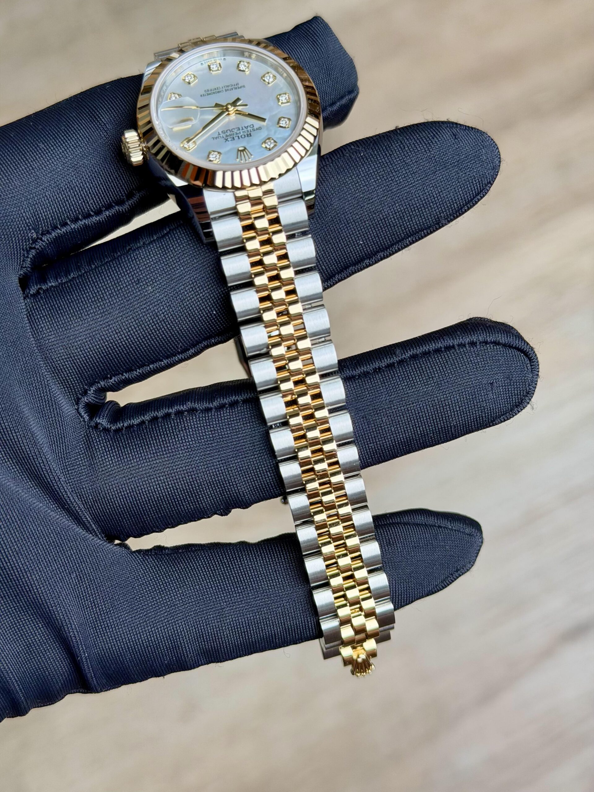 Rolex Lady-Datejust 279173 view 5